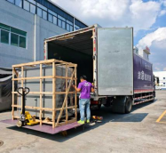 XYZ三軸電磁式振動(dòng)試驗(yàn)機(jī)出貨